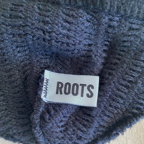 ROOTS Edmonton Oilers Knit Beanie Baby One size - Picture 6 of 6